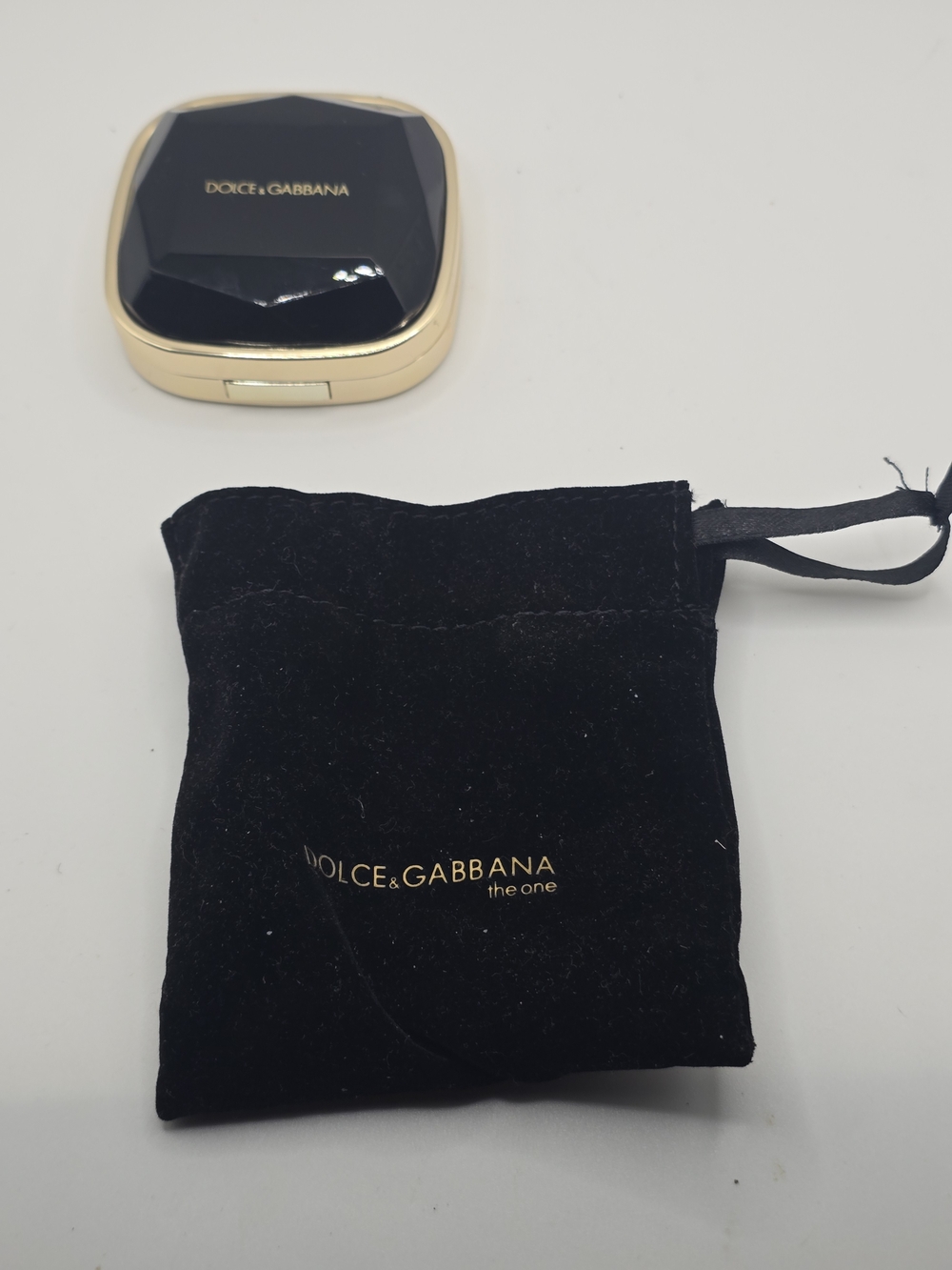 Dolce & Gabbana Dual Mirror Compact Case With Small Pouch - Picture 5 of 5